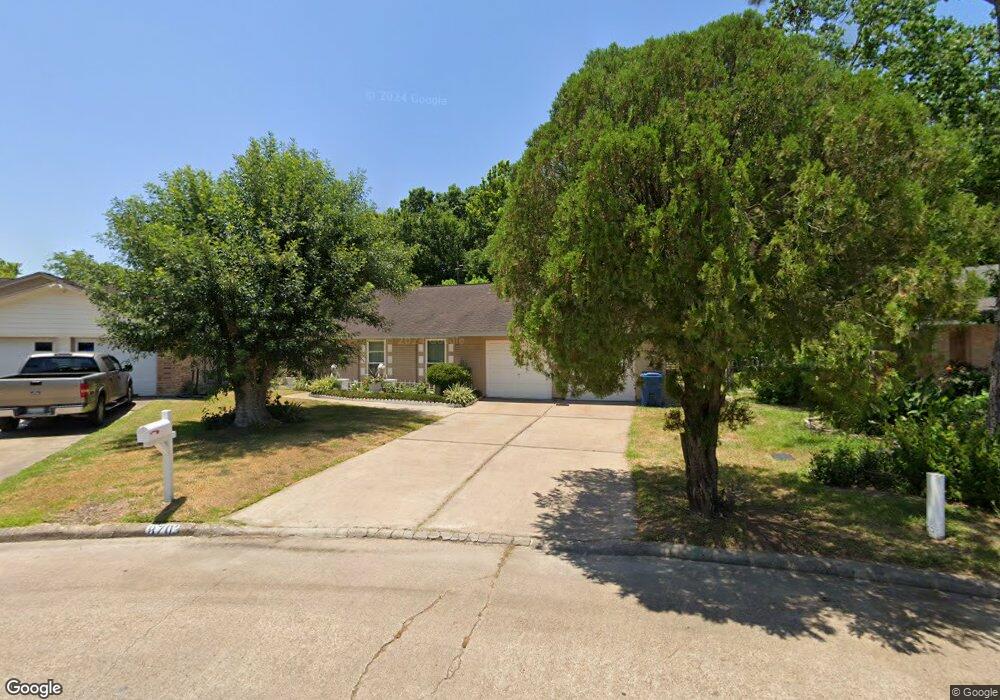 8703 Mickleton Dr, Houston, TX 77088 - photo 1