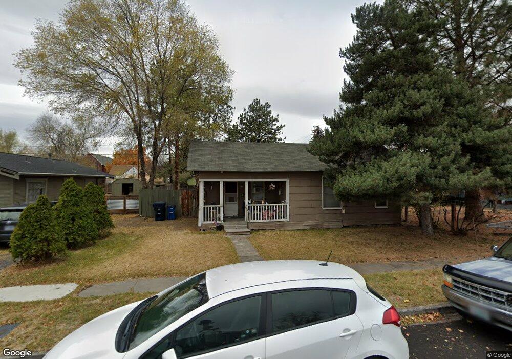 125 SW 10th St, Redmond, OR 97756 - photo 1