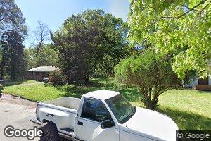 213 Wesley St, Savannah, GA 31406