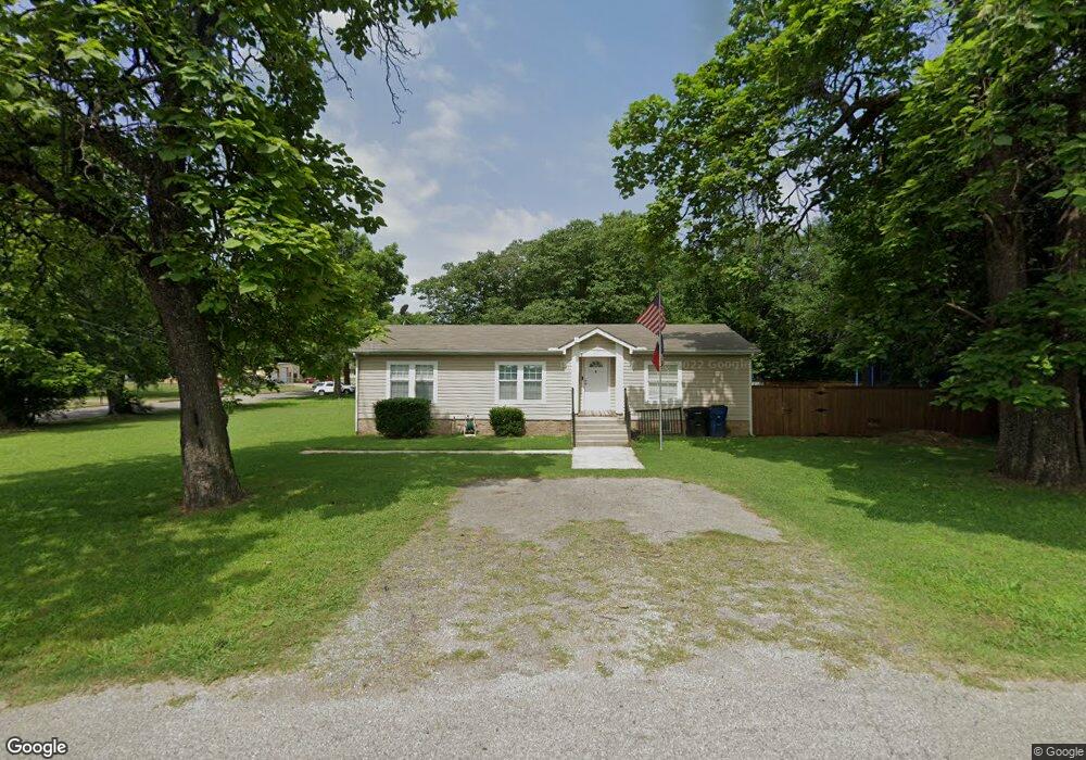 631 S Barrett Ave, Denison, TX 75020 - photo 1