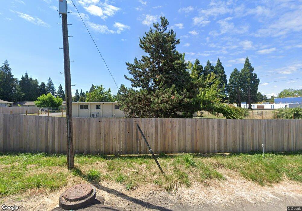1025 W N St, Springfield, OR 97477 - photo 1