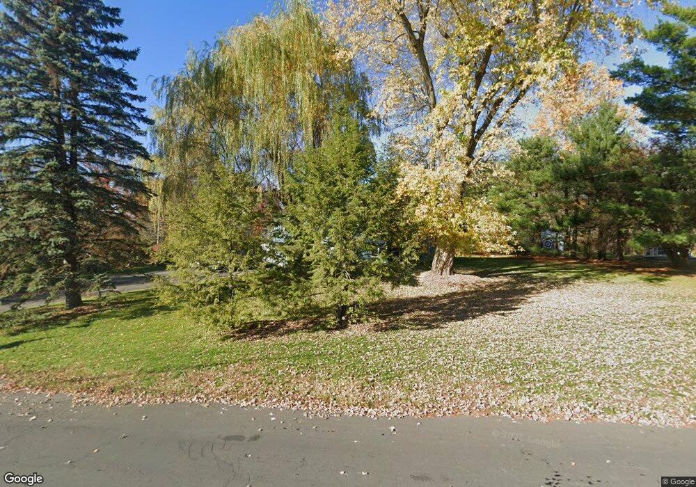 2 Knollcrest Dr, Brookfield, CT 06804 - photo 1