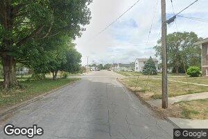220 E Grove St, Sheldon, IL 60966