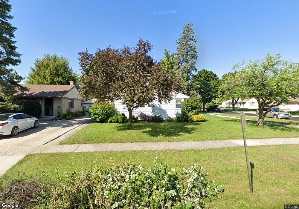 1336 Carol Ln, Des Plaines, IL 60018 - photo 1