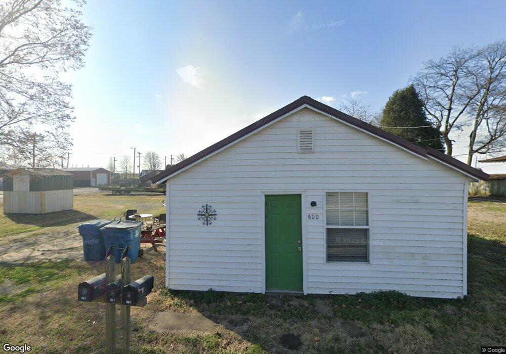 600 Mott St, New Madrid, MO 63869 - photo 1