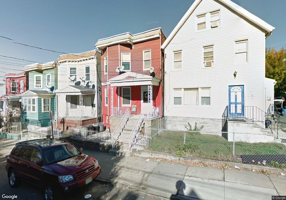 292 Claremont Ave unit 2, Jersey City, NJ 07305 - photo 1