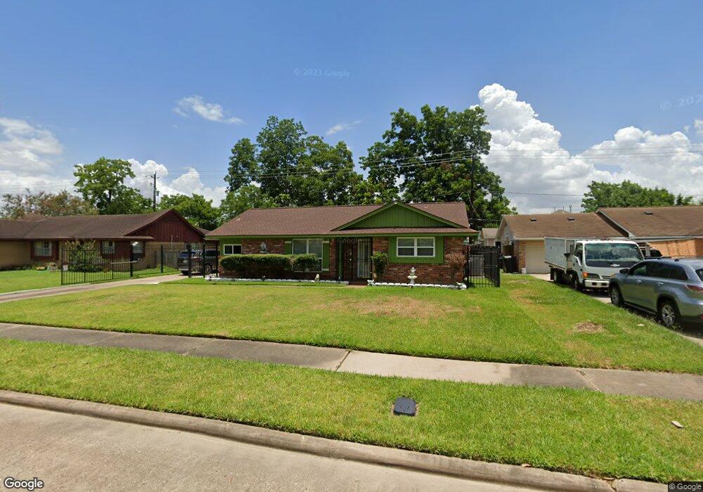 8115 Misty Vale Ln, Houston, TX 77075 - photo 1