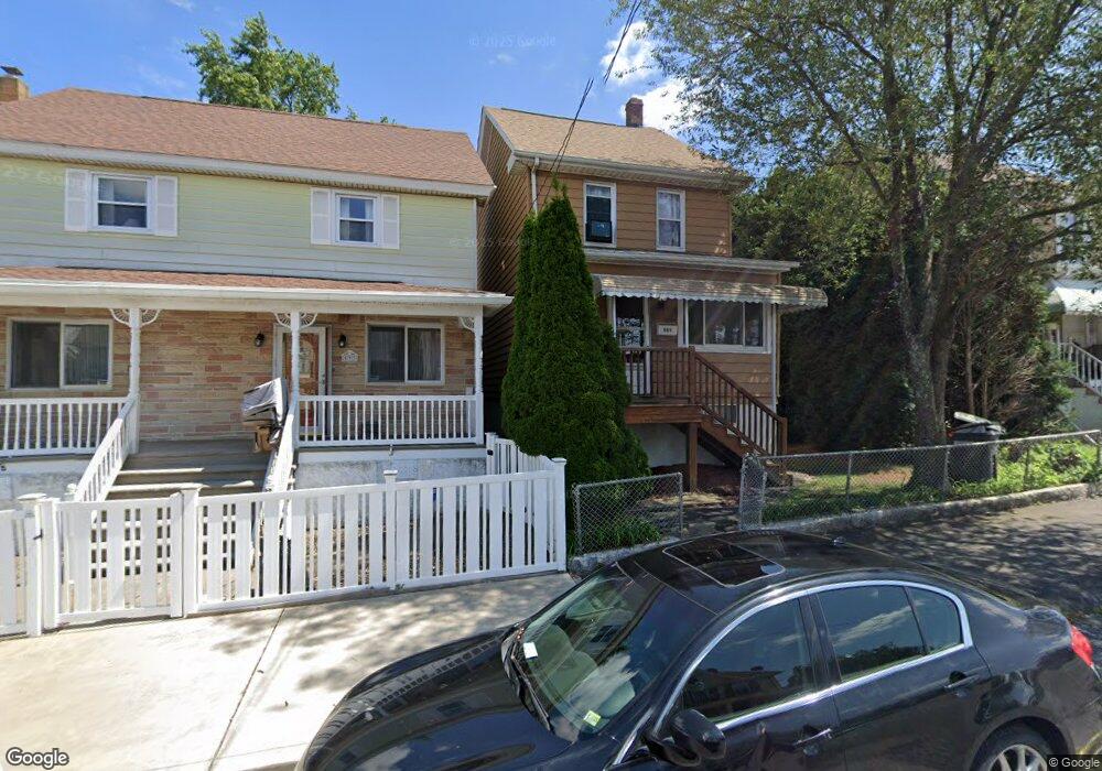 989 Peace St, Hazleton, PA 18201 - photo 1