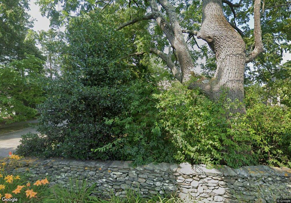 189 Rhode Island Ave, Newport, RI 02840 - photo 1