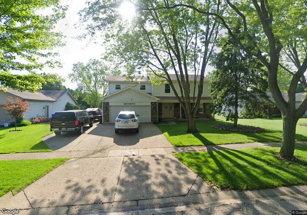 1000 Fox Run Ln, Algonquin, IL 60102 - photo 1