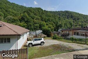 415 Main St, Man, WV 25635