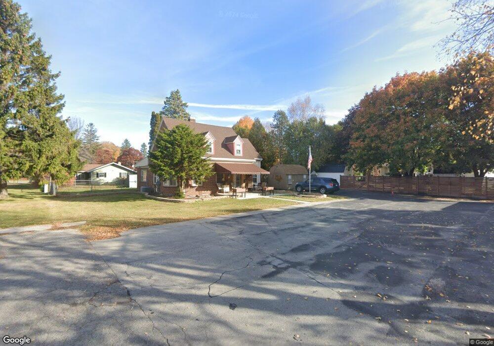 1203 N 16th St, Manitowoc, WI 54220 - photo 1