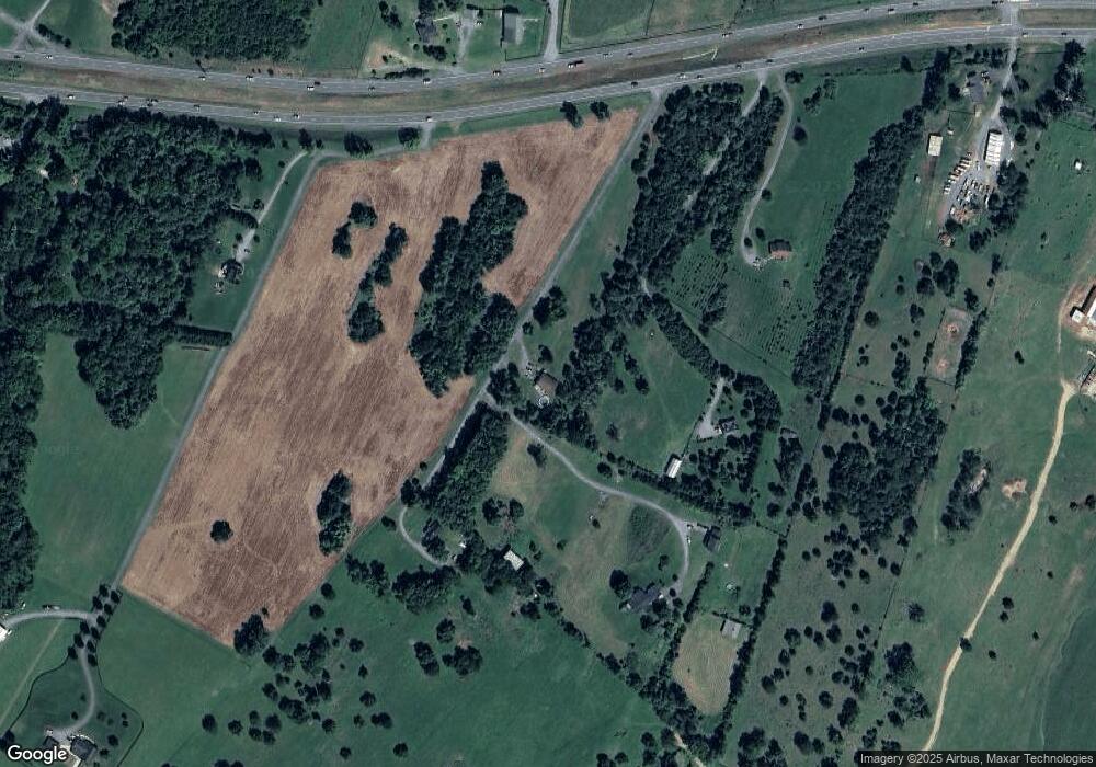 165 Rutherford Ln, Berryville, VA 22611 - photo 1