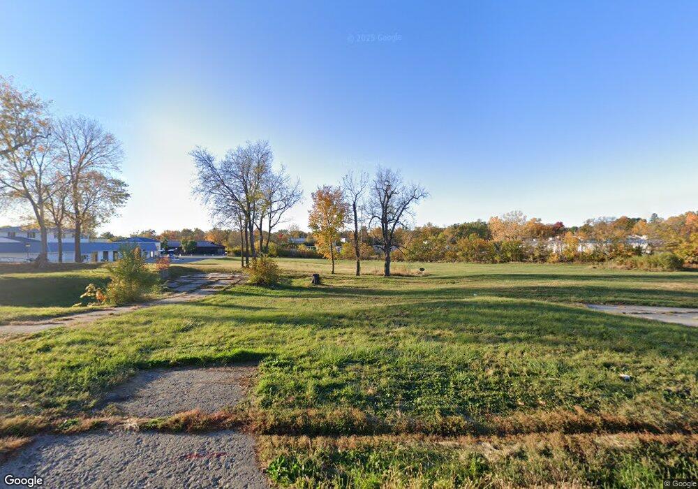 1309 1st Ave E, Newton, IA 50208 - photo 1