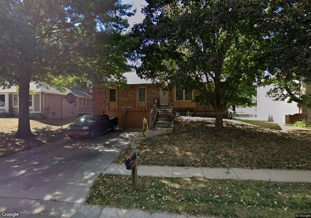 5714 Westgate St, Shawnee, KS 66216 - photo 1