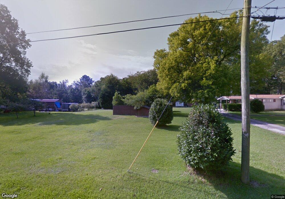 2816 Estates Rd, Macon, GA 31216 - photo 1