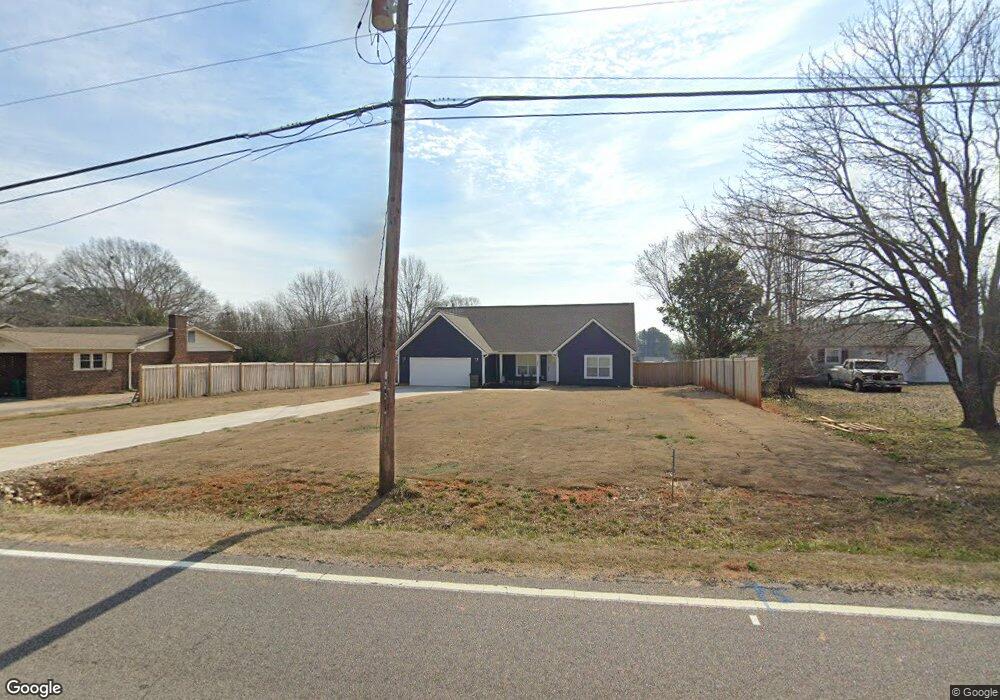 360 Mountain View Rd, Boiling Springs, SC 29316 - photo 1