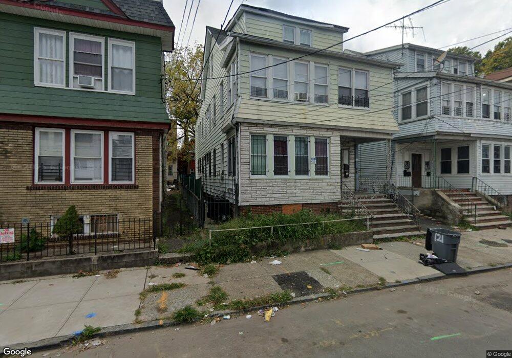 121 Brookdale Ave unit 2, Newark, NJ 07106 - photo 1