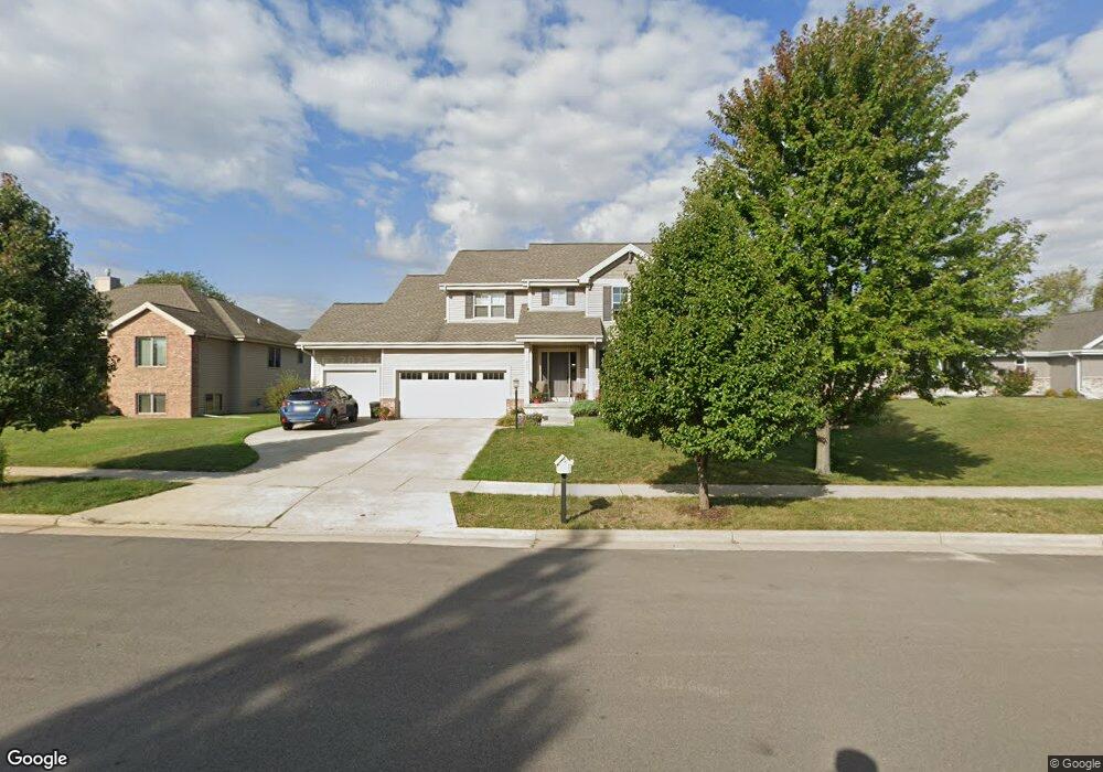 405 N Bergamont Blvd, Oregon, WI 53575 - photo 1