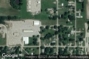 225 N Vine St, Stewardson, IL 62463