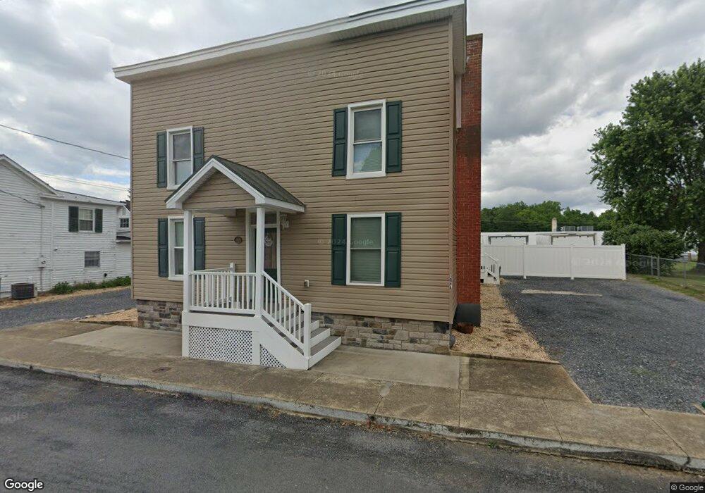 108 N High St, Edinburg, VA 22824 - photo 1