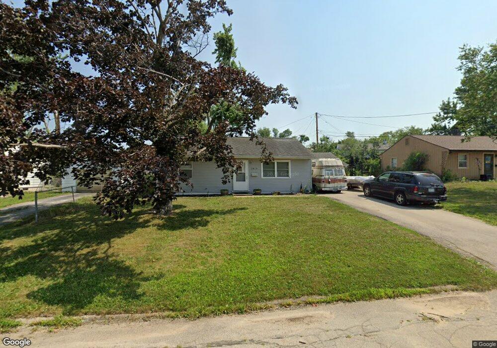 2415 Reynolds Ave SW, Cedar Rapids, IA 52404 - photo 1