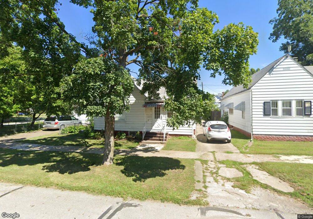 719 W End Place, Moberly, MO 65270 - photo 1