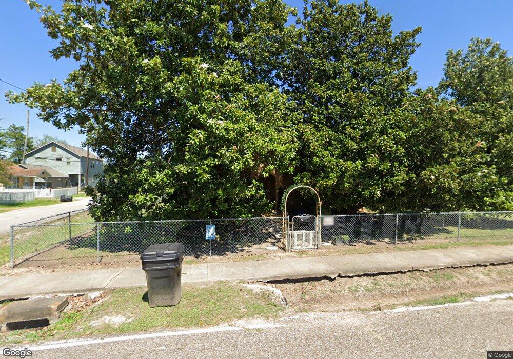 1110 Northwood St, Houston, TX 77009 - photo 1