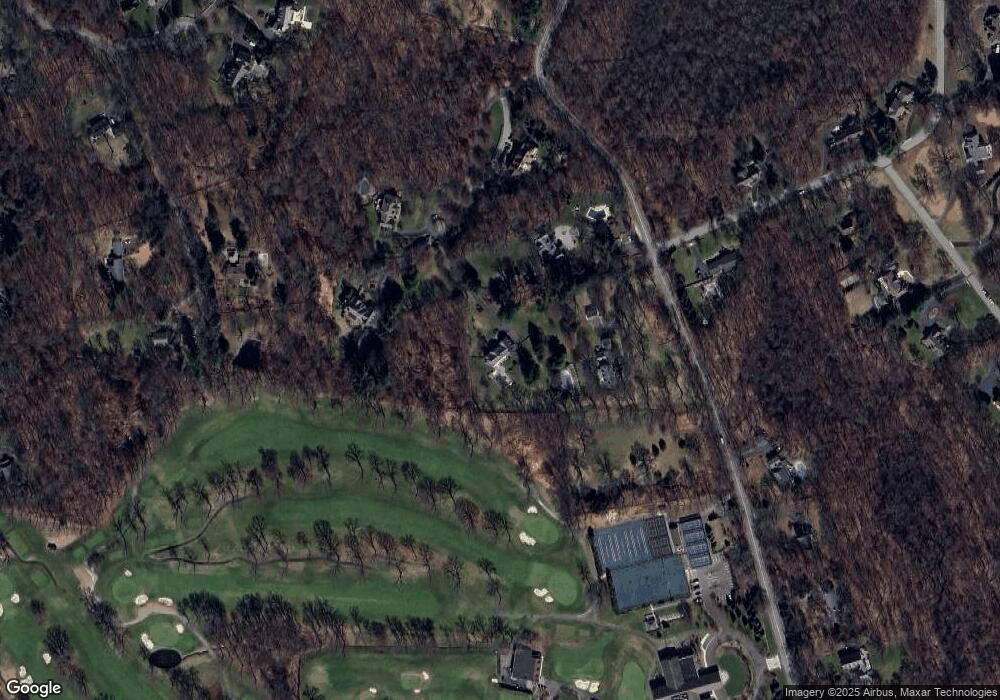 4 Maplewood Ln, Wilton, CT 06897 - photo 1