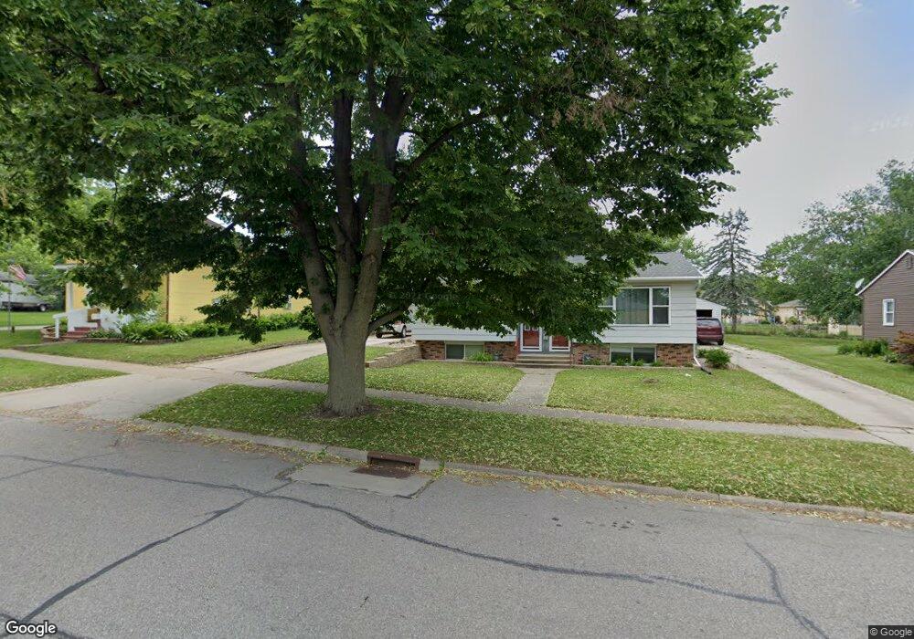 226 N Division St unit 228, Cedar Falls, IA 50613 - photo 1