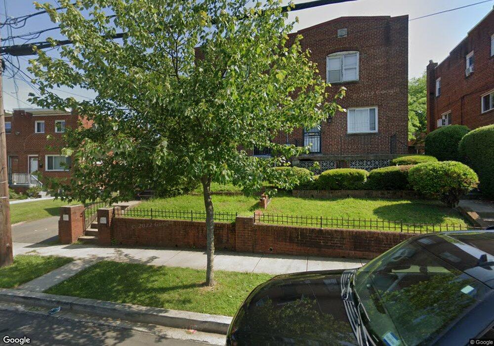 5369 Blaine St NE, Washington, DC 20019 - photo 1