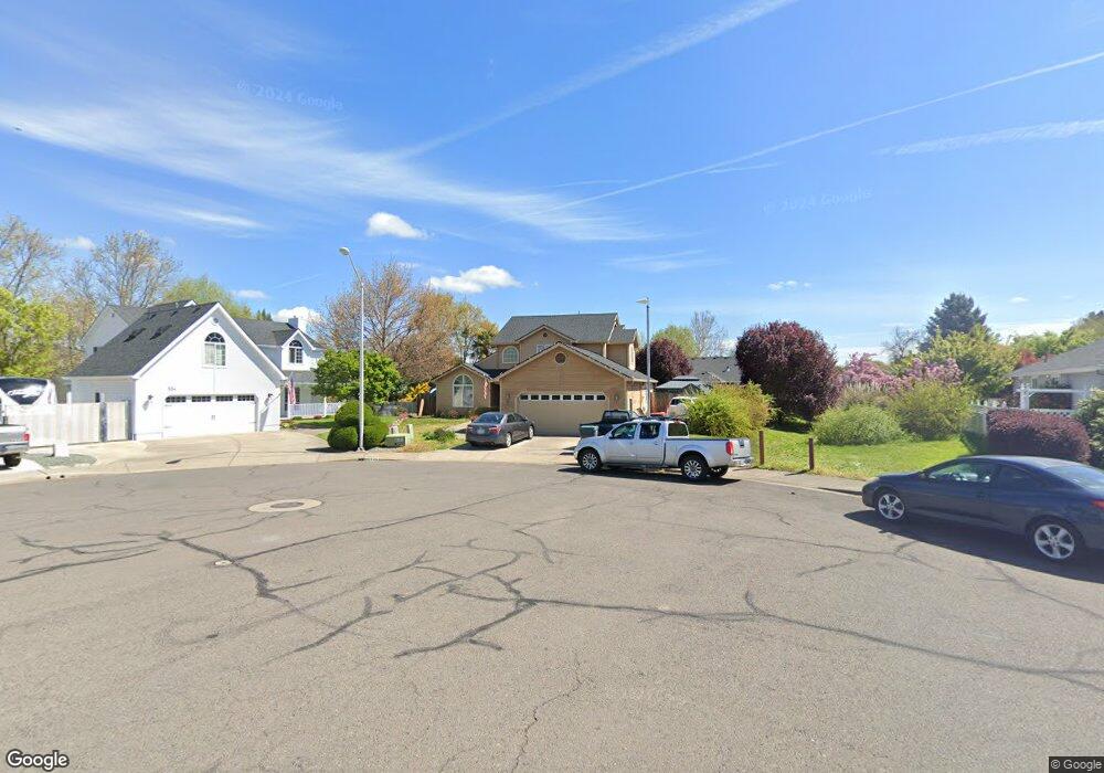 524 Mitchell Way, Central Point, OR 97502 - photo 1