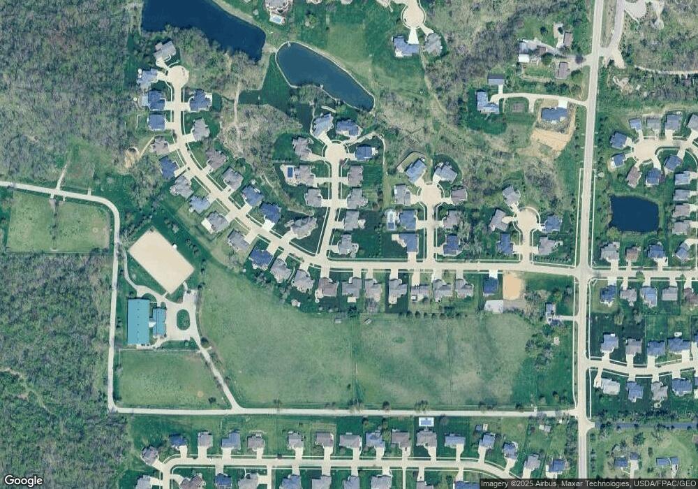 3400 Meadow View Ct NE, Cedar Rapids, IA 52411 - photo 1