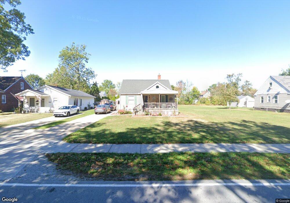 1923 E 36th St, Lorain, OH 44055 - photo 1