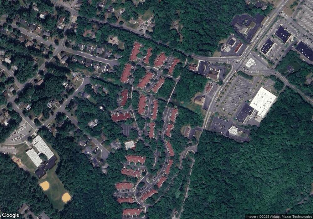 10 Pine Hollow Ct, Oak Ridge, NJ 07438 - photo 1