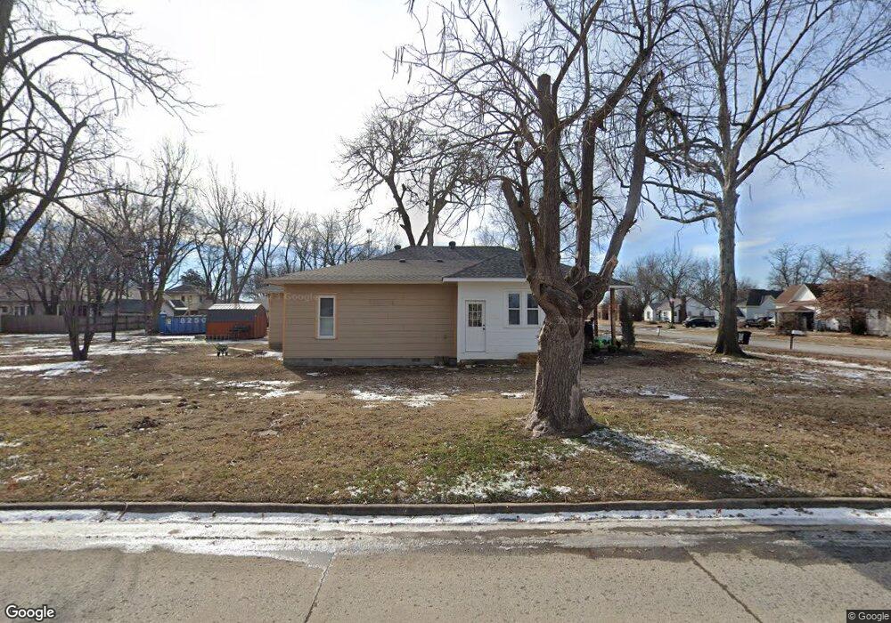 123 N Vann St, Pryor, OK 74361 - photo 1