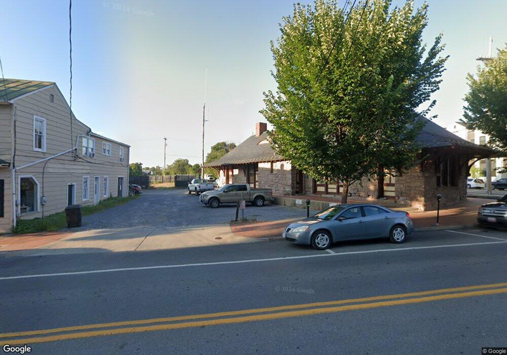 126 E Piccadilly St, Winchester, VA 22601 - photo 1