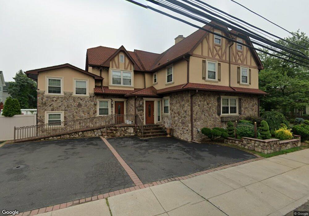 484 Hempstead Ave, Malverne, NY 11565 - photo 1