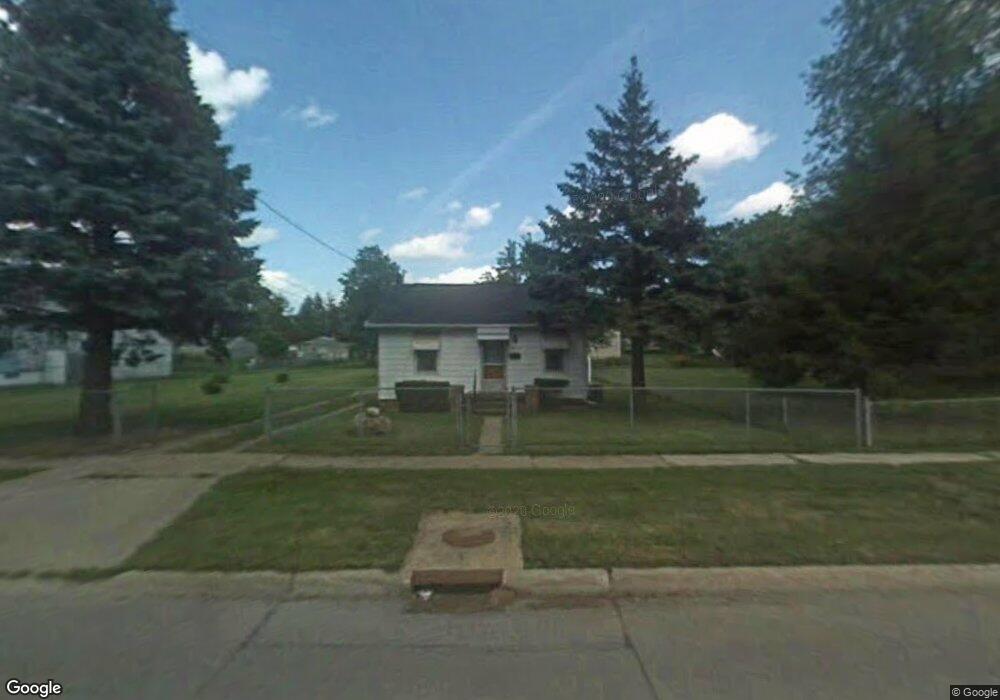 1255 E 26th St, Des Moines, IA 50317 - photo 1