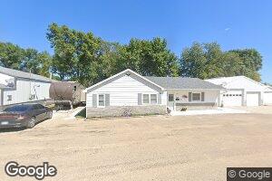 705 Parallel St, Cylinder, IA 50528