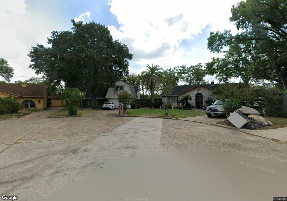 7206 Jadewood Dr, Houston, TX 77088 - photo 1