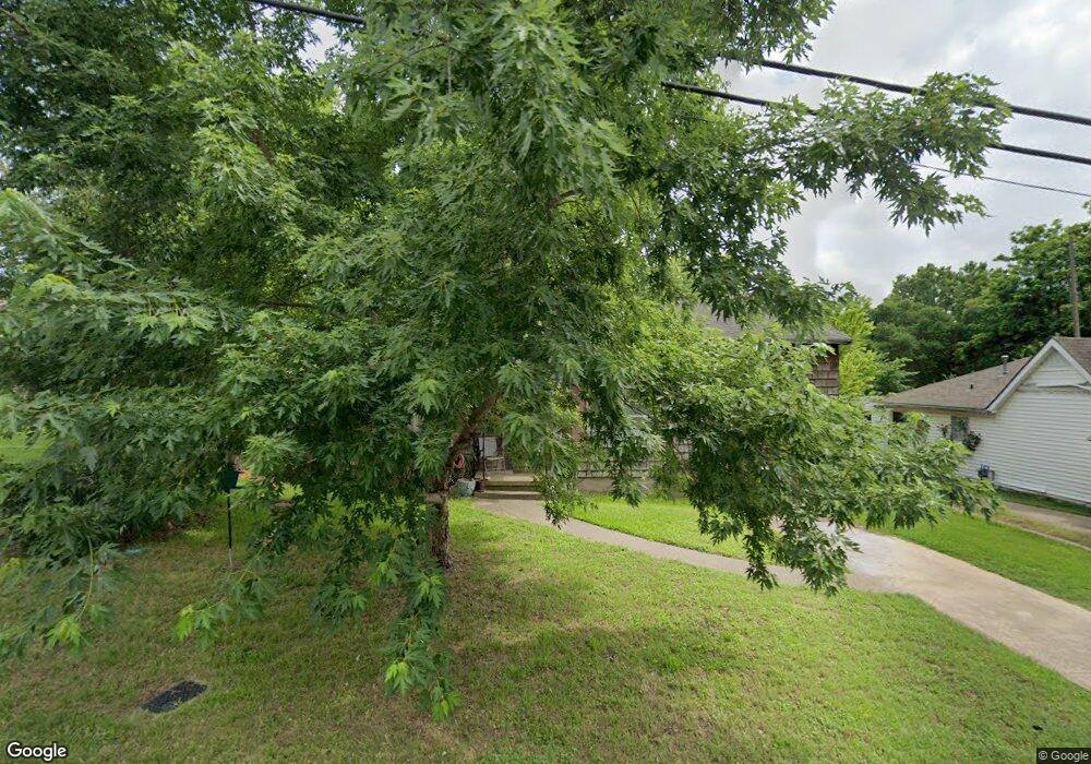 308 W Murray St, Denison, TX 75020 - photo 1