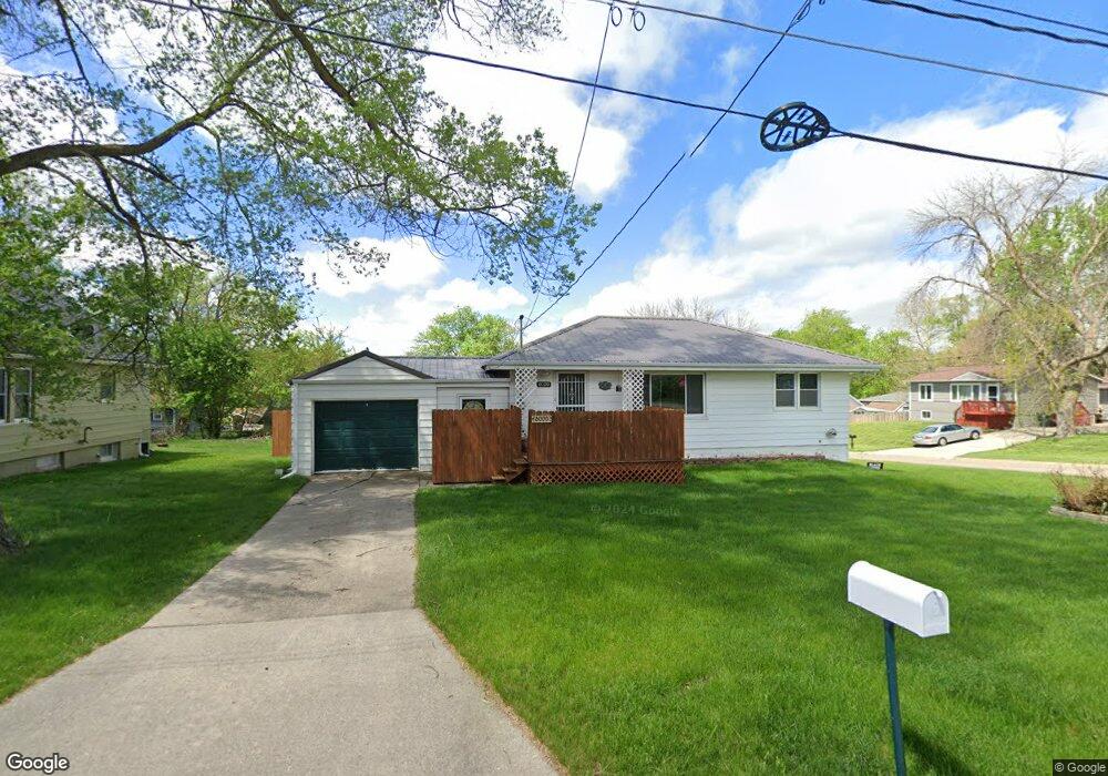 6000 SW 2nd St, Des Moines, IA 50315 - photo 1