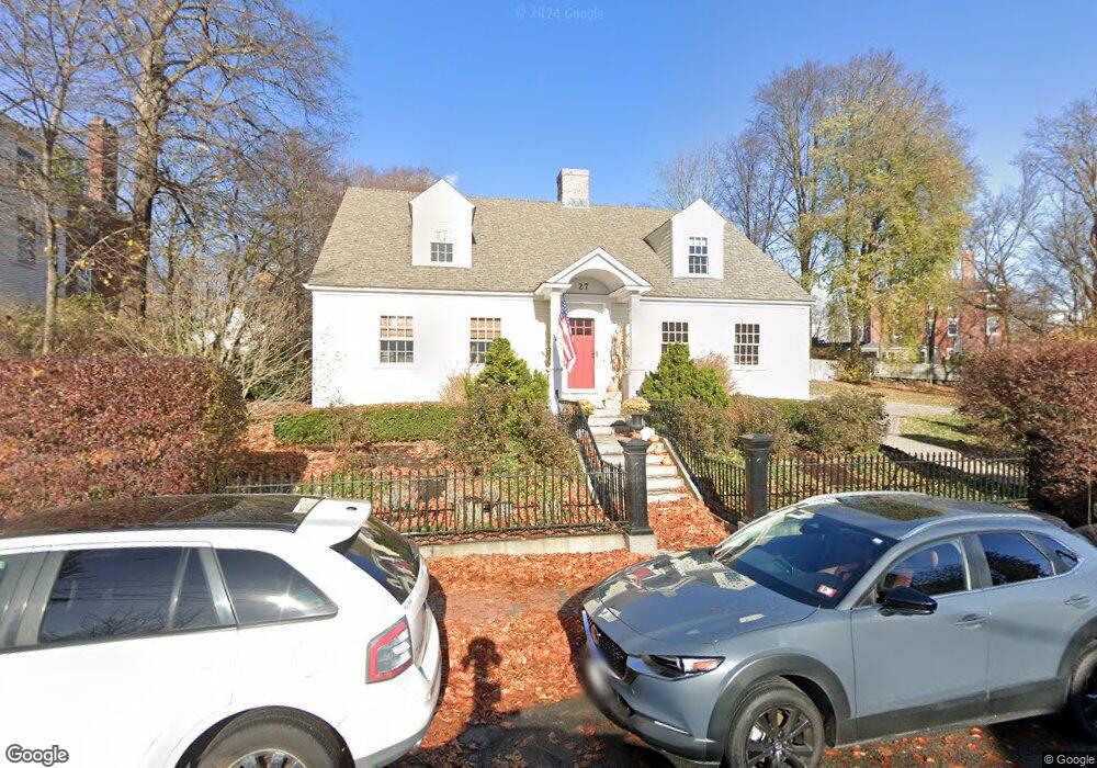 27 Austin St, Portsmouth, NH 03801 - photo 1