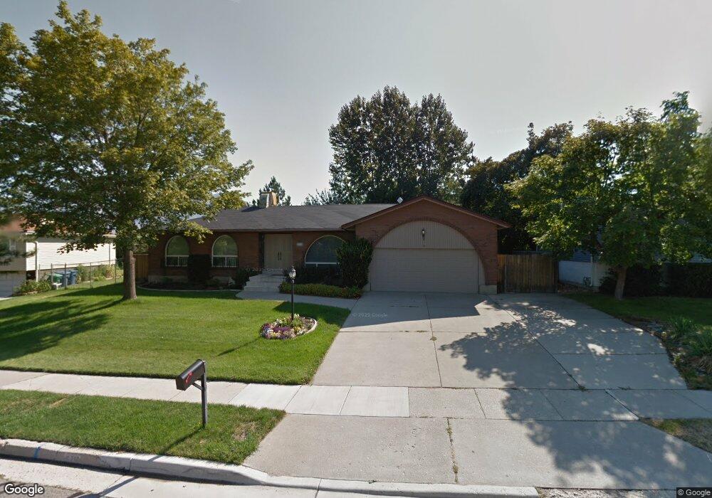 8319 S Viscounti Dr, Sandy, UT 84093 - photo 1