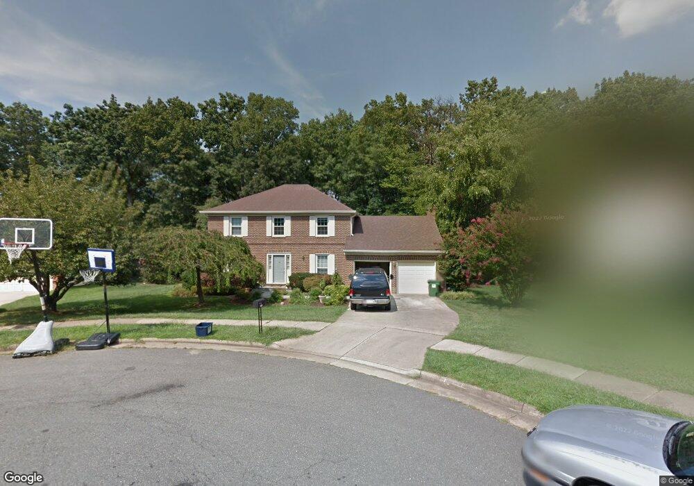 8214 Labbe Ln, Vienna, VA 22182 - photo 1