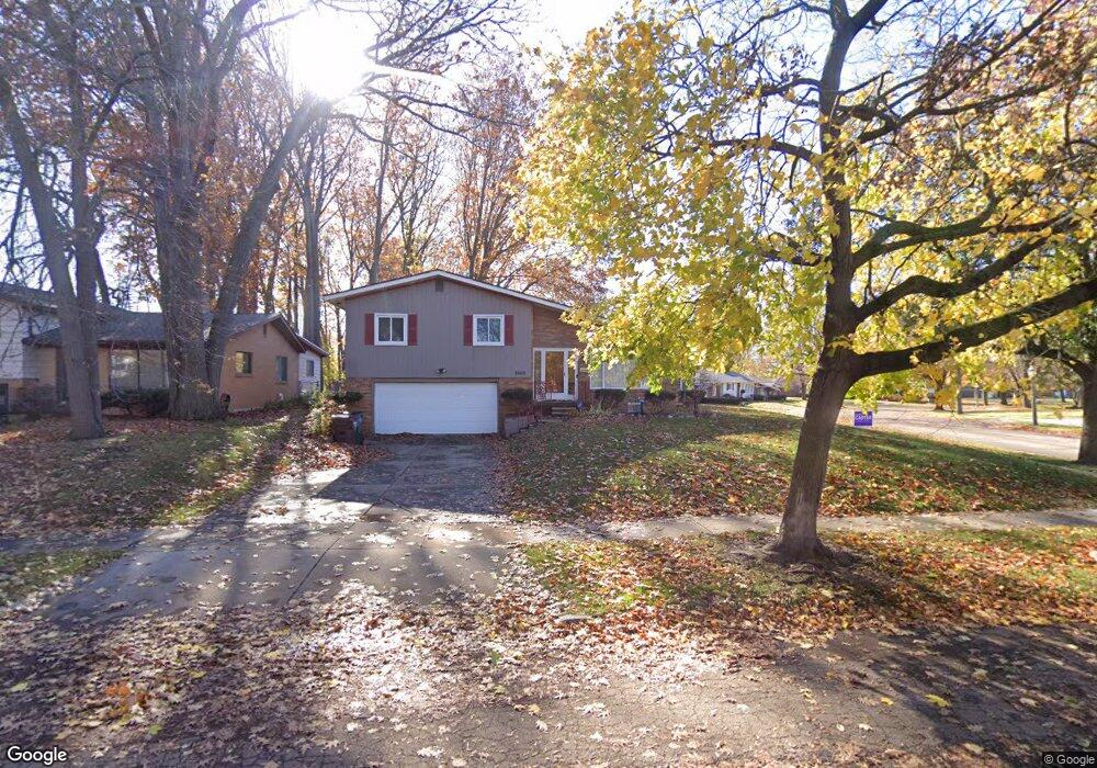 2609 Hanover Dr, Lansing, MI 48911 - photo 1