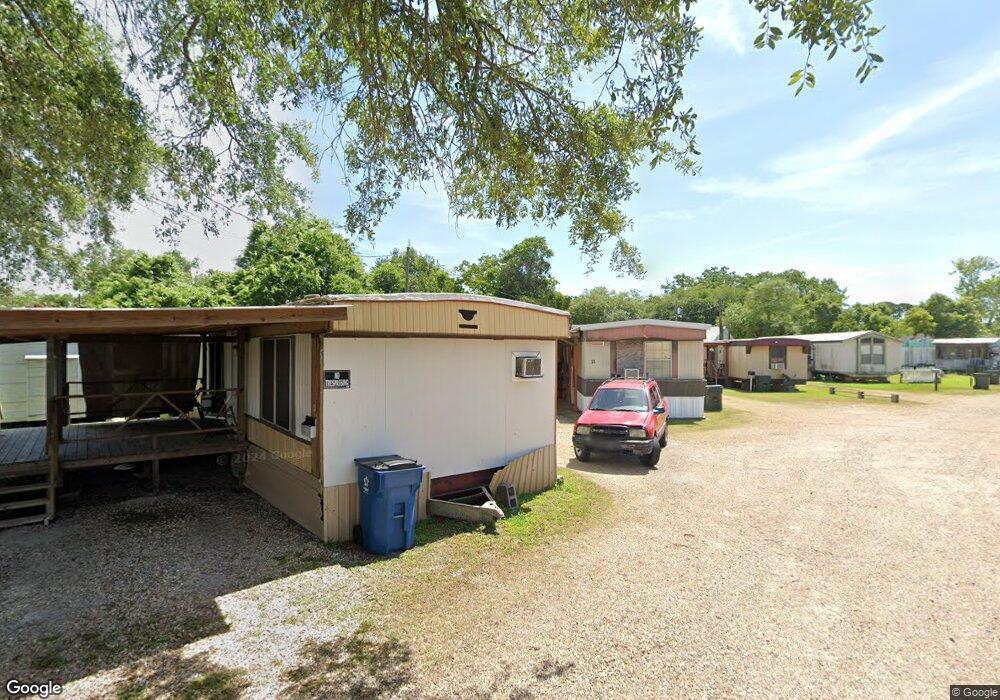 935 Center St unit 9, New Iberia, LA 70560 - photo 1