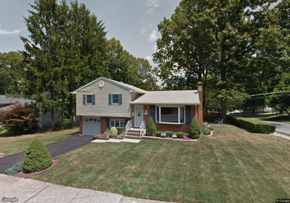 2553 S 6th St, Allentown, PA 18103 - photo 1