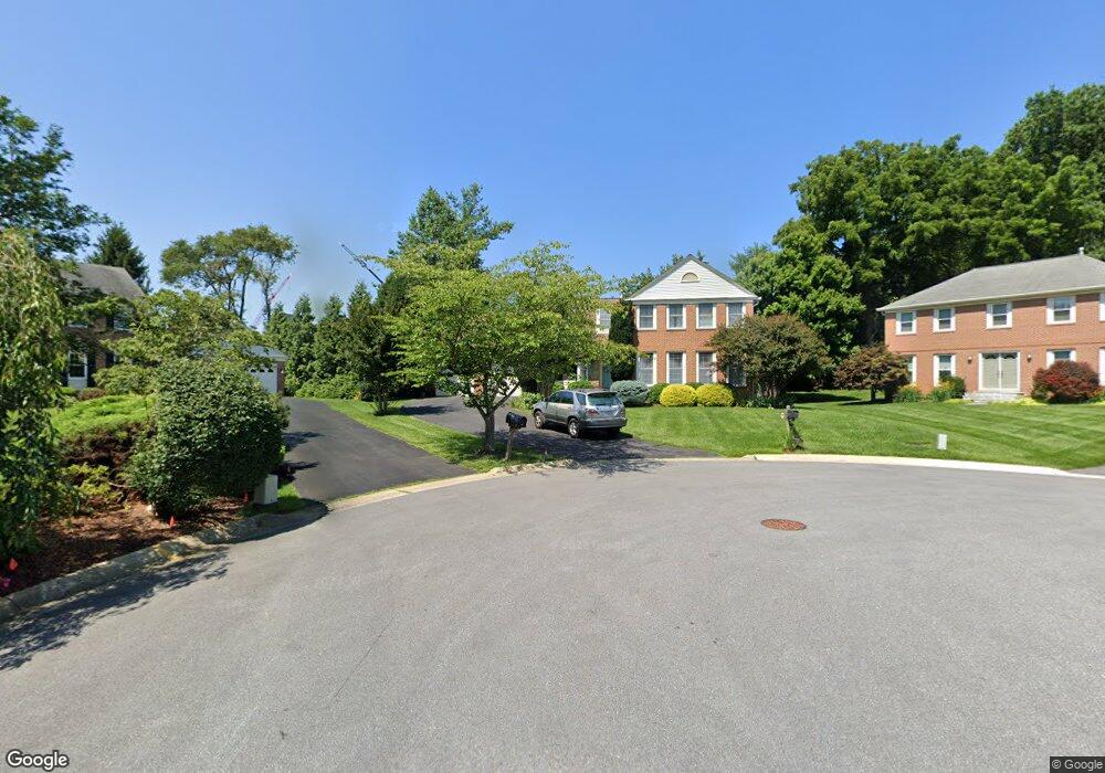 5828 Magic Mountain Dr, Rockville, MD 20852 - photo 1